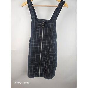 Forever 21, black & white full zipper front jumper/skirt szS